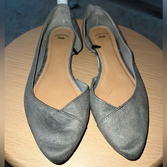 Gap women’s flats - Picture 2 of 2